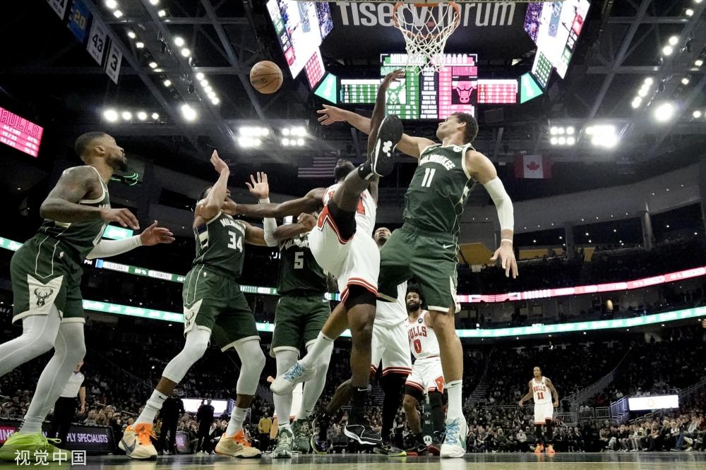 力在赛场上 力在赛场上