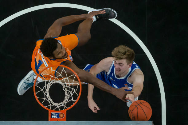 教科书般传 教科书般传