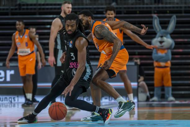 多特在夏窗 多特在夏窗