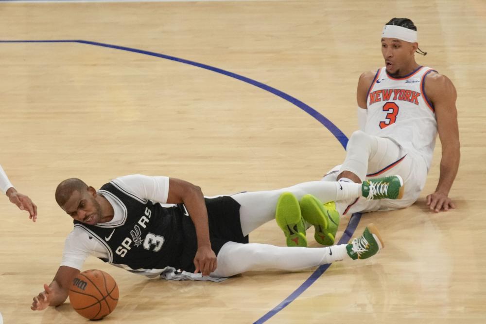 奥克兰vs惠灵顿凤凰首发：兰德尔领衔！布里默、埃泽在列